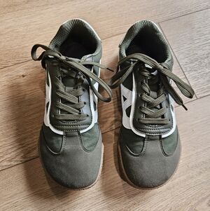 Saguaro Green Barefoot Sneakers, Size 40